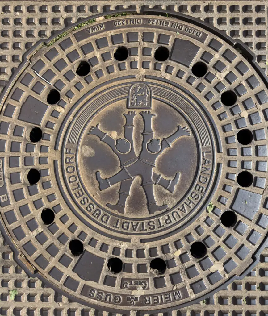 Cartwheel manhole from Düsseldorf.