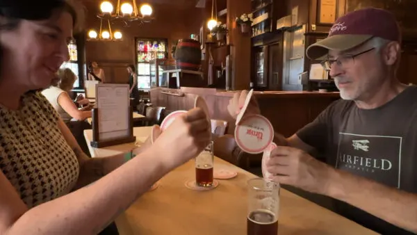 Rolling deckels at Uerige in.